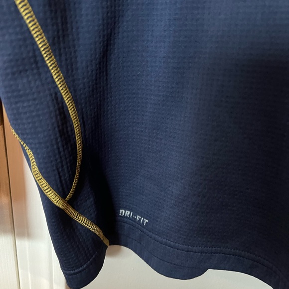 Mens M Nike West Virginia WVU quarter zip. In great condition! - Picture 6 of 7